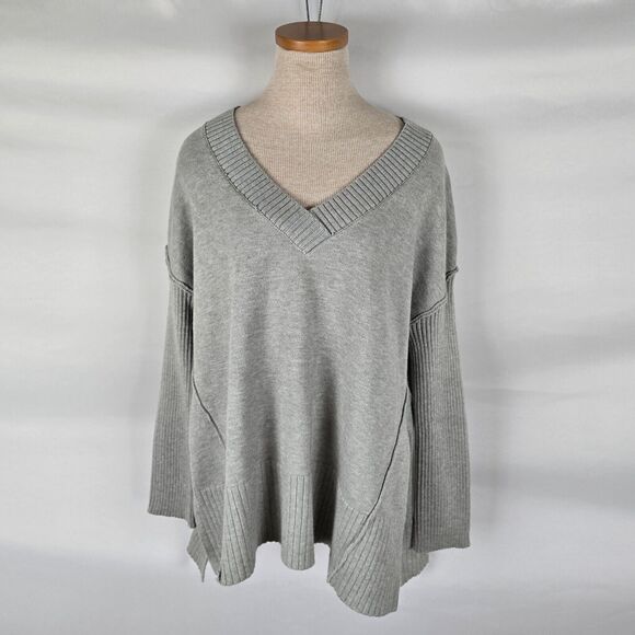 Deepself Sweater Women's Size S Long Sleeve V-Neck Side Slit Oversized Gray NWT - Picture 1 of 12